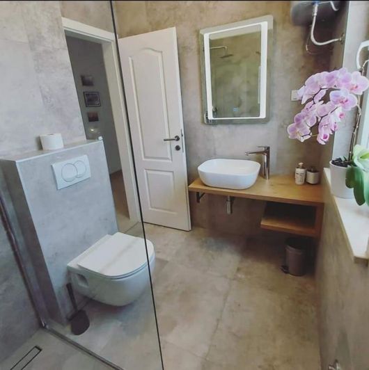 Image No.13-5 Bed Property for sale