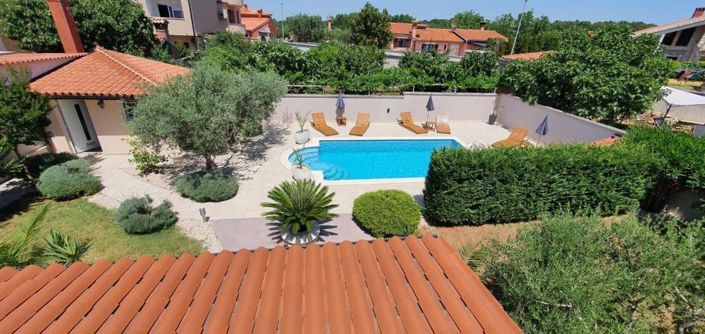 Image No.3-5 Bed Property for sale