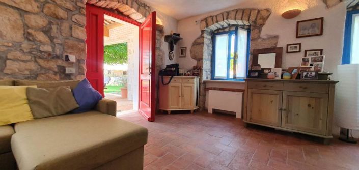 Image No.23-Propriété de 2 chambres à vendre à Kršan