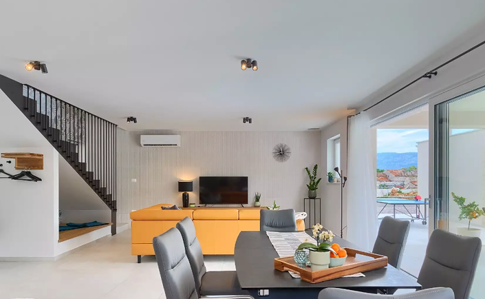 Image No.7-3 Bed Property for sale