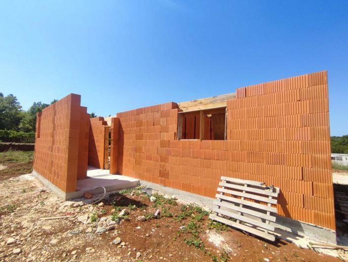 Image No.3-4 Bed Property for sale