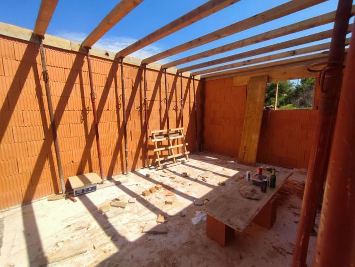 Image No.6-4 Bed Property for sale