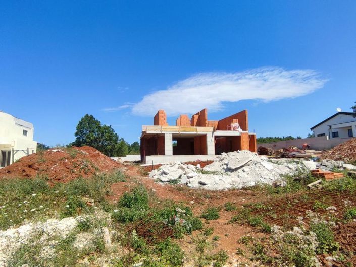 Image No.1-Propriété de 4 chambres à vendre à Labin