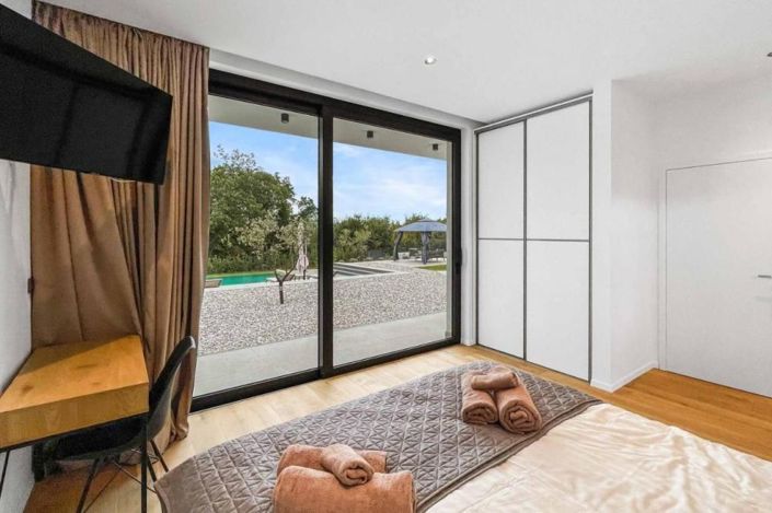 Image No.11-Propriété de 4 chambres à vendre à Croatie