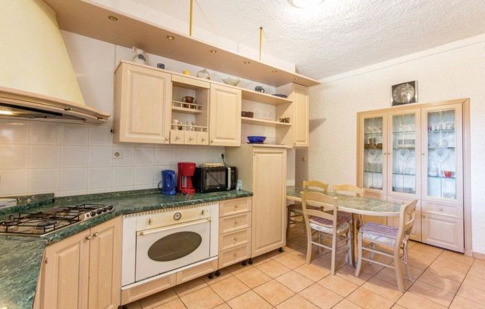 Image No.14-Propriété de 5 chambres à vendre à Porec