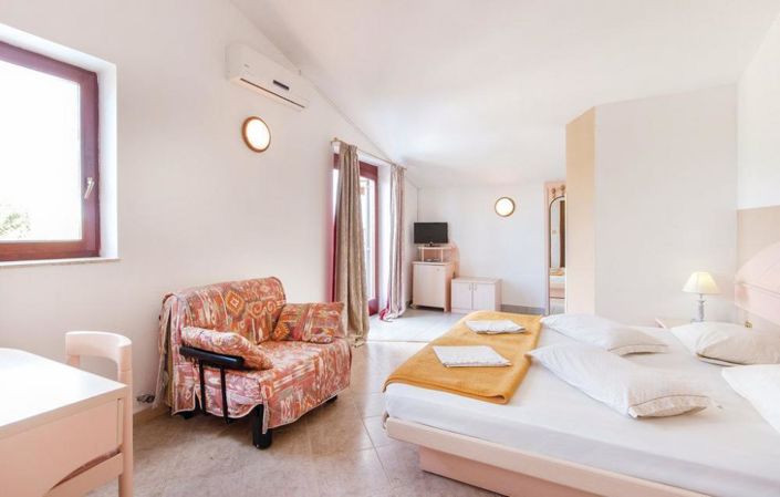 Image No.24-Propriété de 5 chambres à vendre à Porec