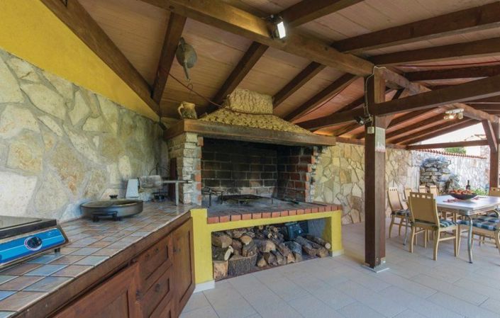 Image No.7-5 Bed Property for sale