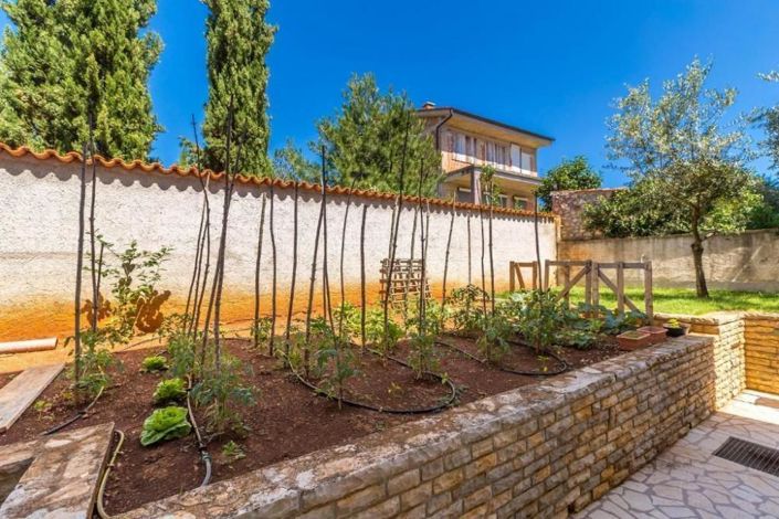 Image No.9-Propriété de 9 chambres à vendre à Croatie