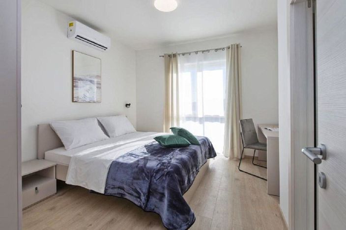 Image No.22-3 Bed Property for sale