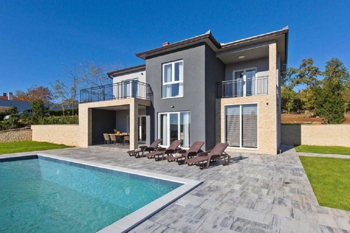 Image No.3-3 Bed Property for sale