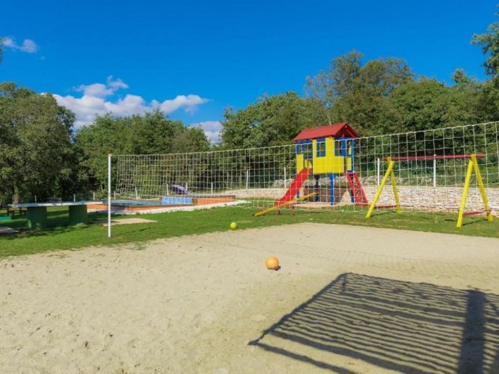 Image No.15-Propriété à vendre à Tinjan