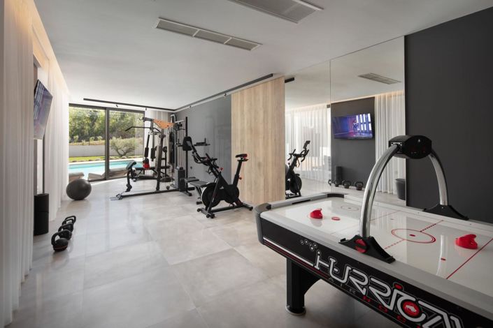 Image No.21-4 Bed Property for sale