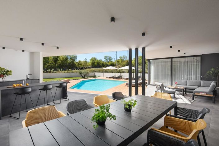 Image No.5-4 Bed Property for sale