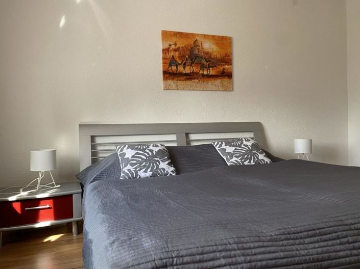 Image No.22-10 Bed Property for sale