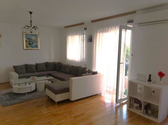 Image No.2-Propriété de 7 chambres à vendre à Fažana