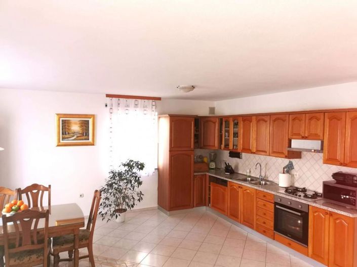 Image No.4-Propriété de 7 chambres à vendre à Fažana