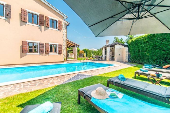 Image No.5-4 Bed Property for sale