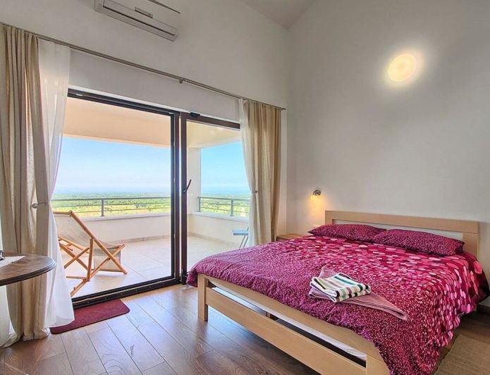 Image No.24-3 Bed Property for sale