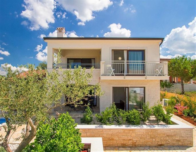 Image No.6-3 Bed Property for sale