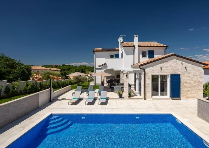 Image No.2-3 Bed Property for sale