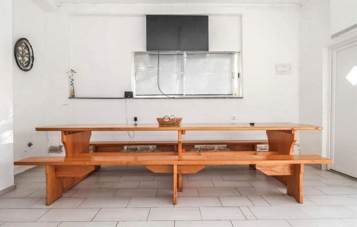 Image No.21-3 Bed Property for sale