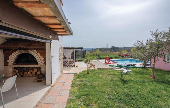 Image No.6-3 Bed Property for sale