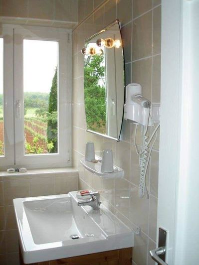 Image No.7-9 Bed Property for sale