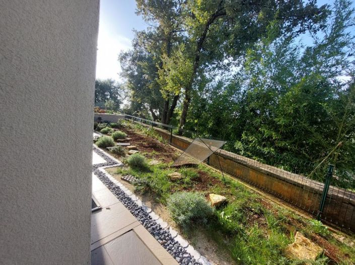 Image No.18-4 Bed Property for sale