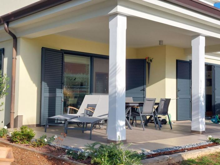 Image No.23-4 Bed Property for sale