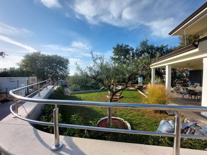 Image No.9-4 Bed Property for sale