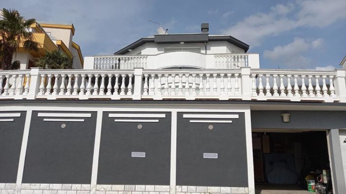 Image No.1-Propriété de 5 chambres à vendre à Primorje-Gorski Kotar