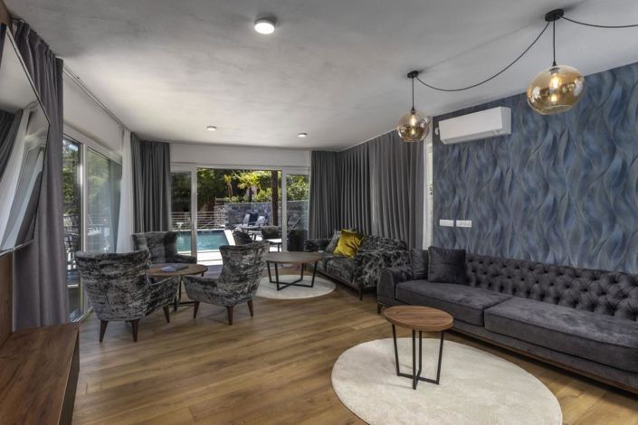 Image No.5-Propriété de 6 chambres à vendre à Mošcenicka Draga