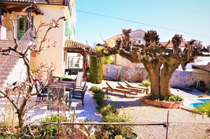 Image No.25-Propriété de 13 chambres à vendre à Višnjan