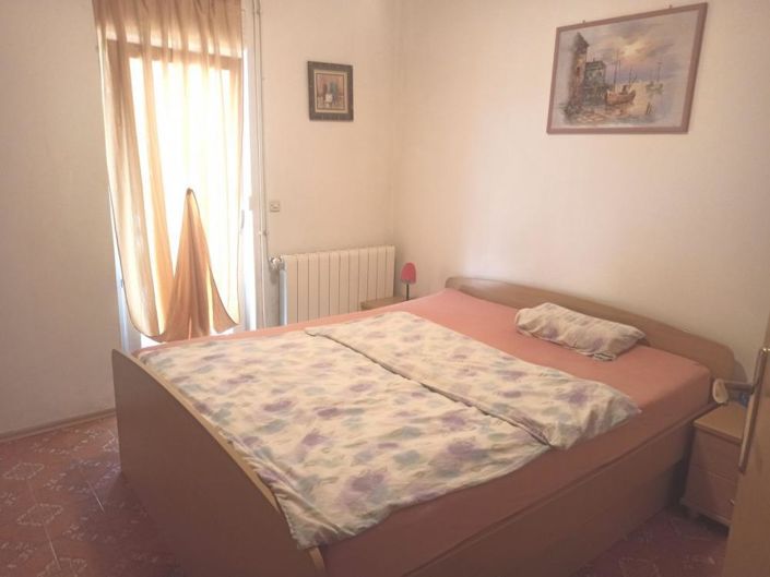 Image No.13-5 Bed Property for sale