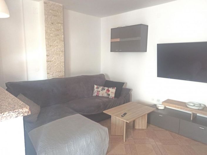 Image No.20-5 Bed Property for sale