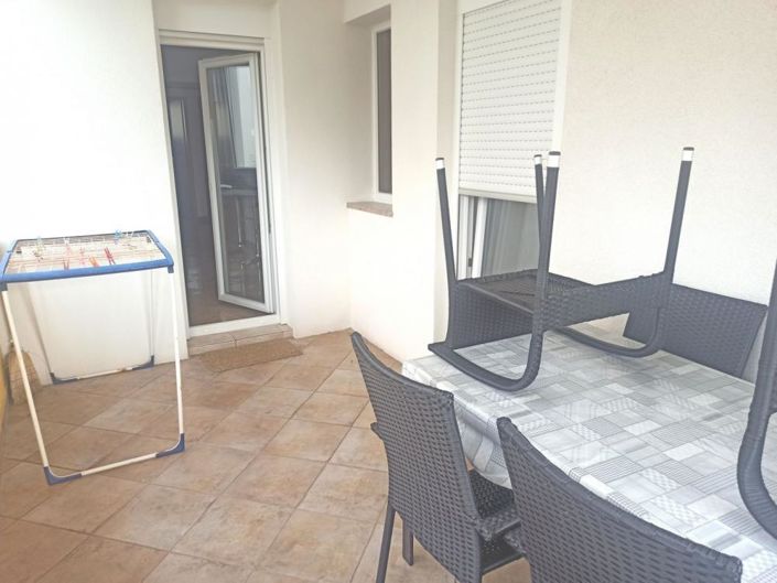 Image No.23-5 Bed Property for sale