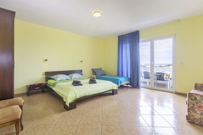 Image No.18-Propriété de 16 chambres à vendre à Croatie