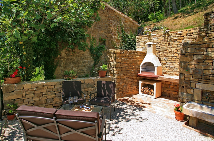 Image No.12-2 Bed Property for sale