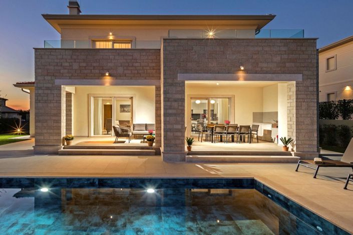 Image No.3-Propriété de 3 chambres à vendre à Porec