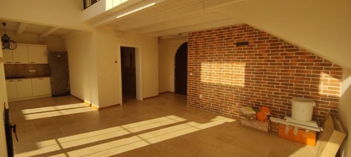 Image No.6-4 Bed Property for sale