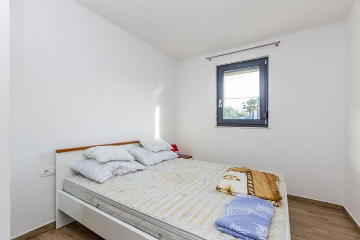 Image No.7-6 Bed Property for sale