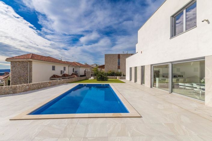 Image No.5-3 Bed Property for sale