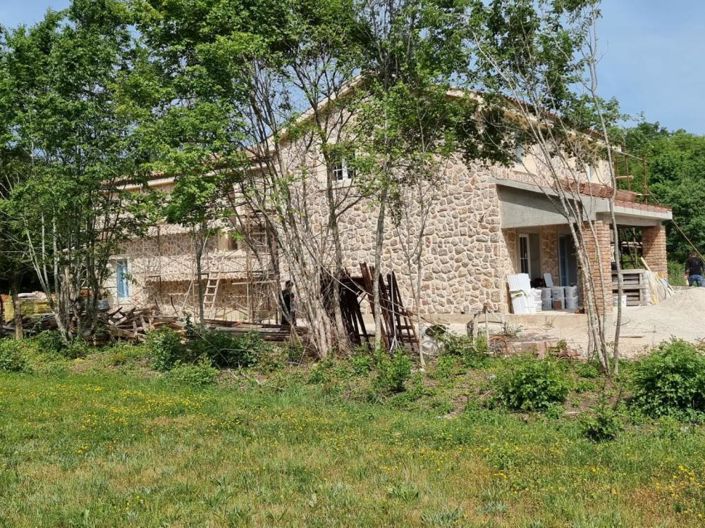 Image No.13-4 Bed Property for sale