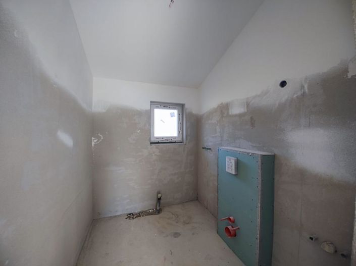 Image No.9-4 Bed Property for sale