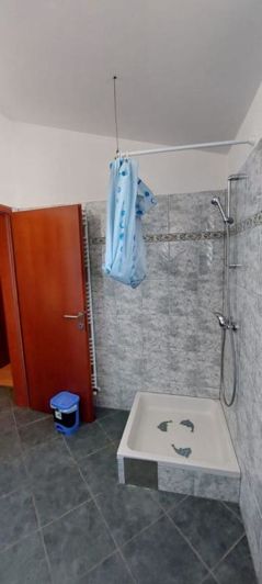 Image No.25-5 Bed Property for sale