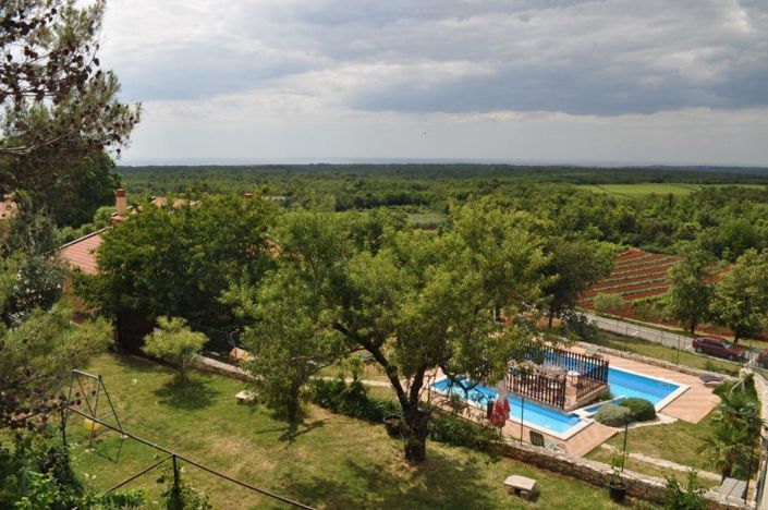 Image No.3-10 Bed Property for sale