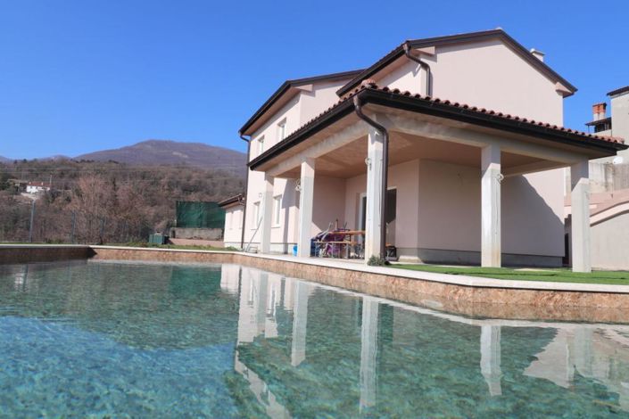 Image No.1-Propriété de 3 chambres à vendre à Croatie