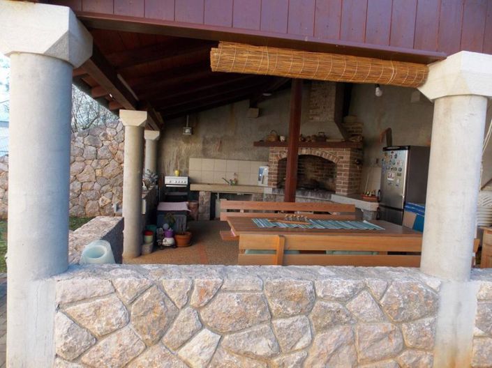 Image No.11-6 Bed Property for sale