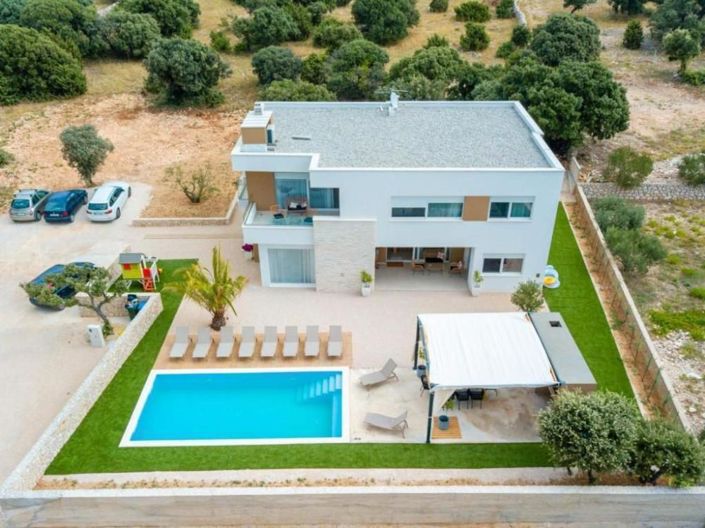 Image No.2-Propriété de 5 chambres à vendre à Croatie