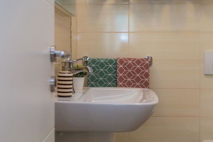 Image No.21-3 Bed Property for sale